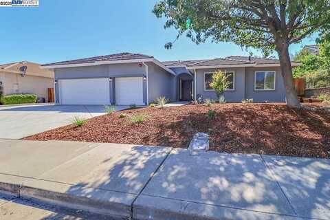 5232 Henderson Ct, Antioch, CA 94531