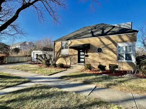 3701 W. North Shore Avenue, Lincolnwood, IL 60712