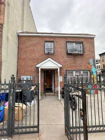 Cornelia, BROOKLYN, NY 11221