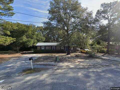 Alice, DEFUNIAK SPRINGS, FL 32435