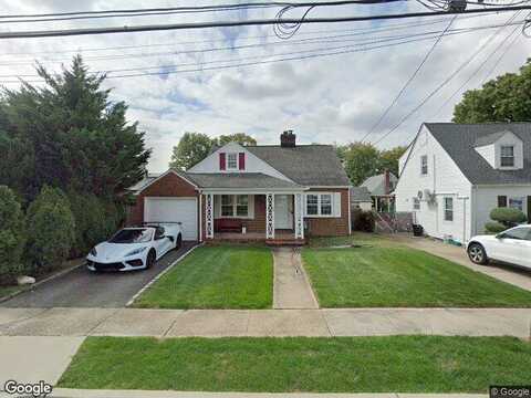 Beebe, MINEOLA, NY 11501