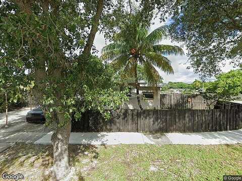 157Th, NORTH MIAMI BEACH, FL 33162