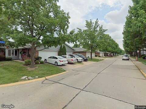 Forest Hills, SAINT CHARLES, MO 63303