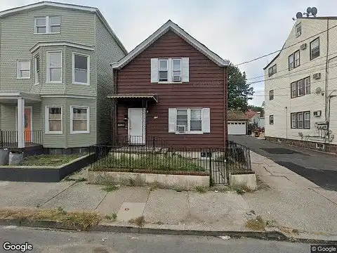 Redwood Ave, PATERSON, NJ 07522