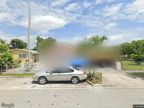 18Th, HIALEAH, FL 33010