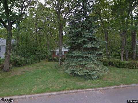 Sandy, LAKE GROVE, NY 11755