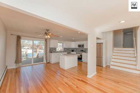 Beltagh, WANTAGH, NY 11793