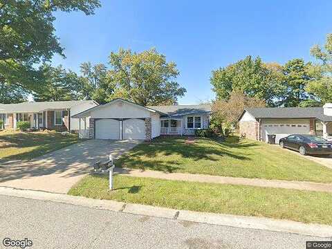 Greenway Chase, FLORISSANT, MO 63031