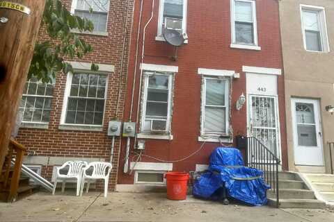 Trenton St, Camden, NJ 08103