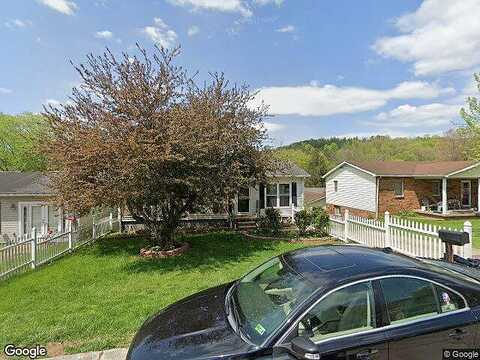 Brackenrich, CHARLESTON, WV 25313