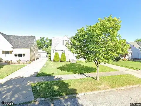 241St, EUCLID, OH 44123
