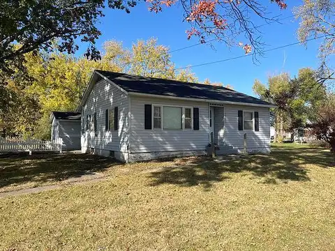 Chestnut, KAHOKA, MO 63445