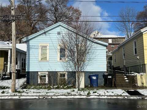 210 Carbon Street, Syracuse, NY 13208