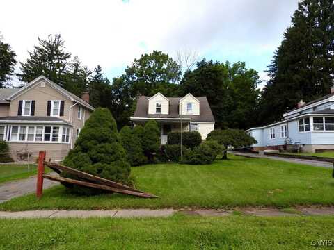 28 W Oneida Street, Lysander, NY 13027