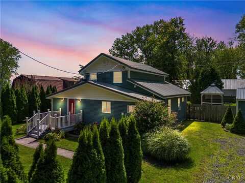 7 1st Avenue, Constantia, NY 13044