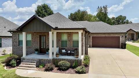 1121 Essex Drive, Benton, AR 72019