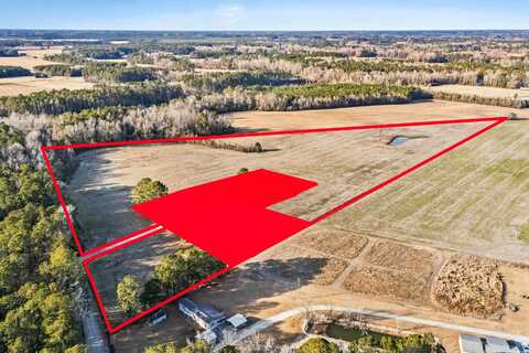 2093 G and B Ln, Loris, SC 29569