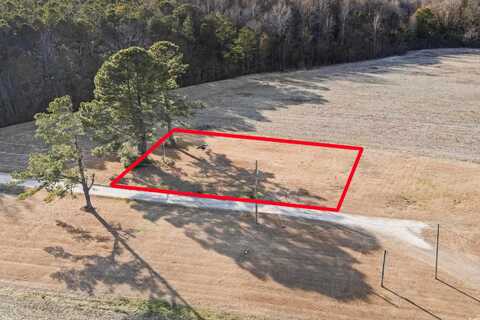 2093 G and B Ln, Loris, SC 29569