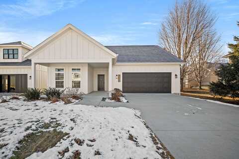 2220 Suncrest Drive, Ames, IA 50014