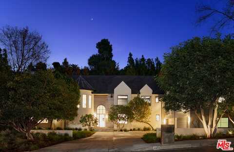 3858 Hayvenhurst Dr, Encino, CA 91436