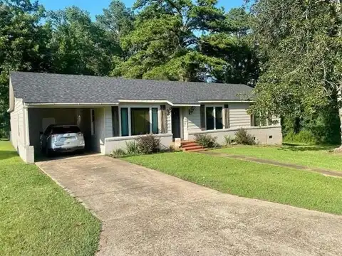 372 E HIGH SCHOOL Drive, Jena, LA 71342