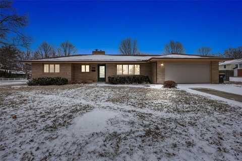 1704 Glendale Road, Iowa City, IA 52245