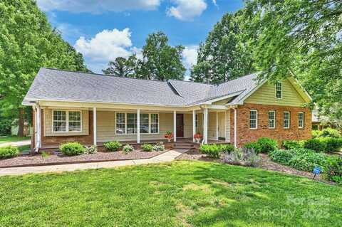 7135 Folger Drive, Charlotte, NC 28270