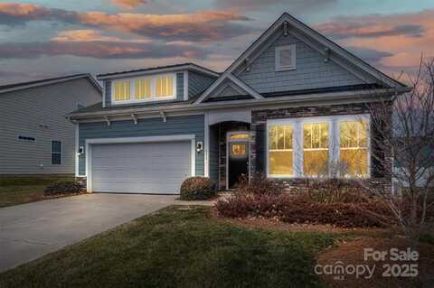 131 E Northstone Road, Mooresville, NC 28115