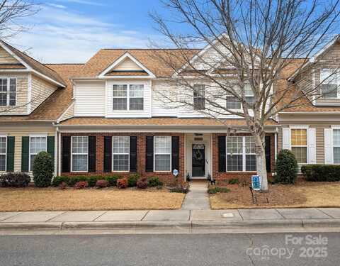 10122 Oxford Landing Lane, Charlotte, NC 28270