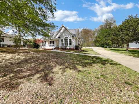 918 Clover Park Drive, Clover, SC 29710