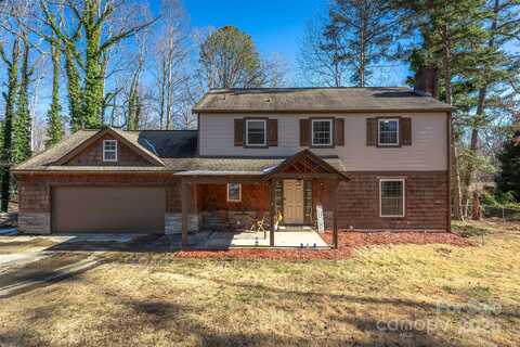 4 Beechwood Lakes Drive, Hendersonville, NC 28792