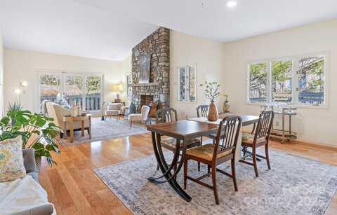 10 Clubside Drive, Asheville, NC 28804