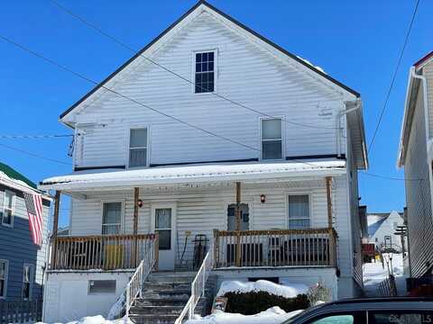 729-731 Prospect St, Portage, PA 15946