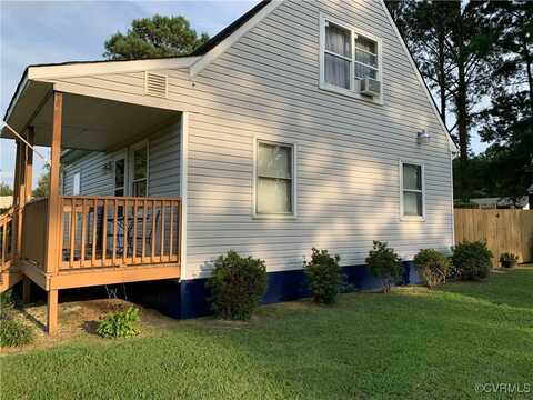 22 Lighthouse Lane, Deltaville, VA 23043