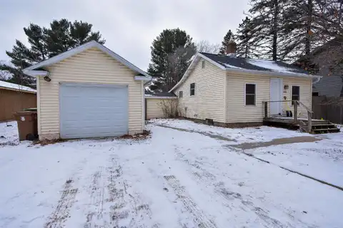 2800 INDIANA AVENUE, Stevens Point, WI 54481