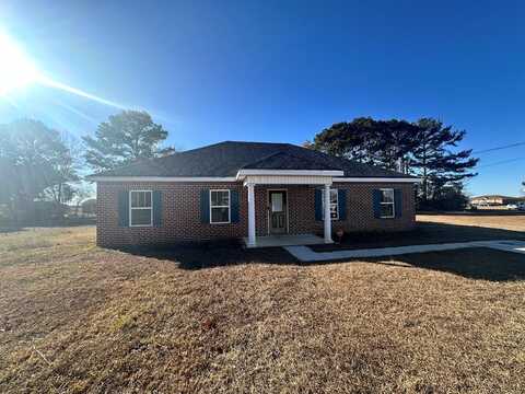 104 Sue Ellen Court, Headland, AL 36345