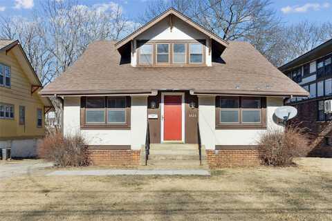 3823 University Avenue, Des Moines, IA 50311