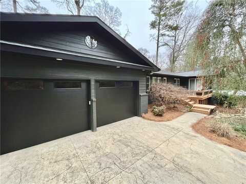 1389 Dogwood Circle SE, Smyrna, GA 30080