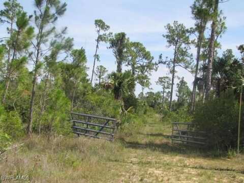 Beal Lane, North Fort Myers, FL 33917