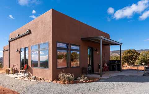 19 CERCADO Court, Jemez Pueblo, NM 87024