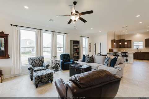 41236 Coastline Ave, Gonzales, LA 70737