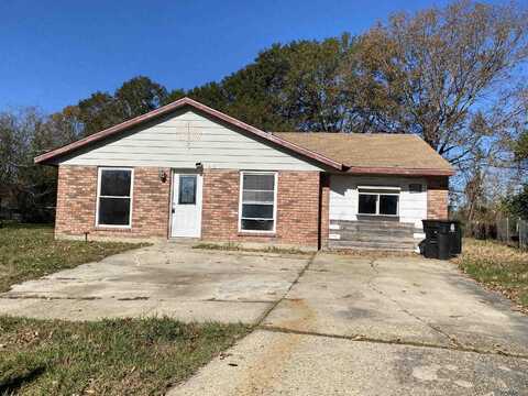 2435 Lark St, Baton Rouge, LA 70807