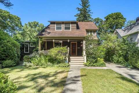 322 Prospect Street, South Haven, MI 49090