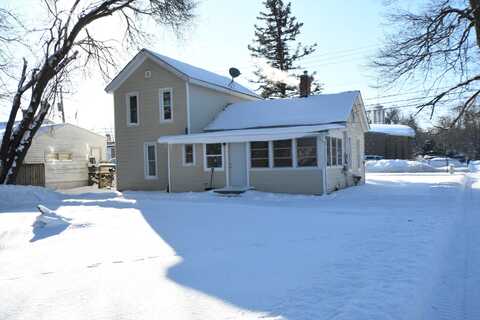 501 E Paw Paw Street, Paw Paw, MI 49079