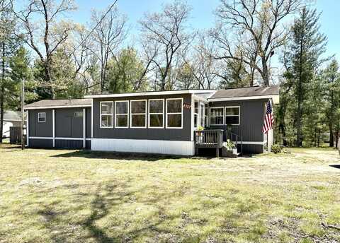 8327 W Hollyhock Avenue, Baldwin, MI 49304