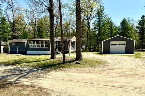 8327 W Hollyhock Avenue, Baldwin, MI 49304