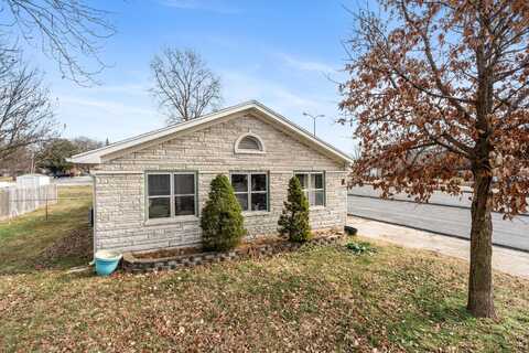 848 S Newton Avenue, Springfield, MO 65806