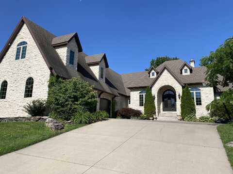 8304 Rolling Hills Dr Drive, Nixa, MO 65714