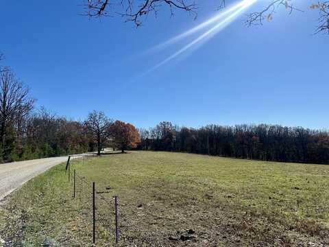 000 Tower Rd, Marshfield, MO 65706