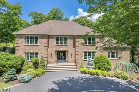 731 Smoke Hollow Trl, Franklin Lakes, NJ 07417